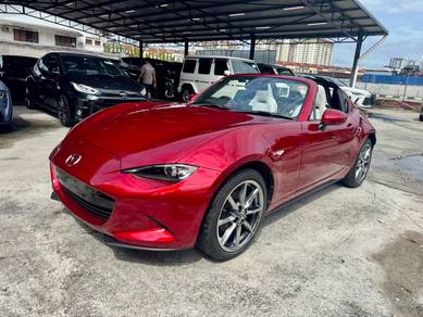2022 Mazda Roadster RF VS