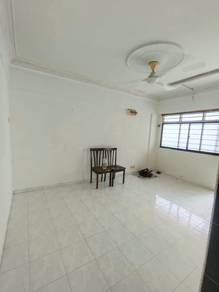 Flat For Sale in Medan Angsana (Farlim 2)