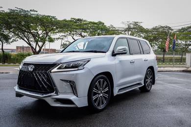 Lexus LX 570 in Kota Kinabalu, SBH