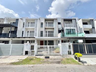 2.5-storey Terraced House For Sale in Puchong,SGR