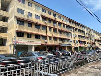 Flat For Sale in Taman Pantai Bersih