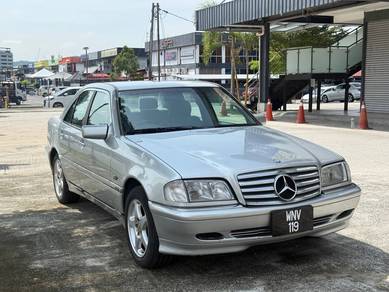 Mercedes Benz C180 180 AVANTGARDE (CBU) in Subang Jaya, SGR