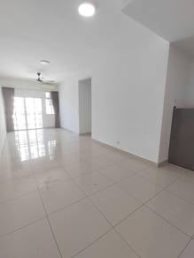 Service Residence For Sale in Meridin Bayvue