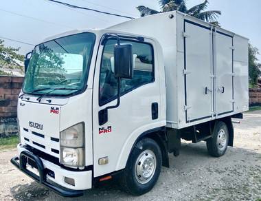 ISUZU NLR55 BOX 10FT LORRY 4800KG #4164BNT - Kawan