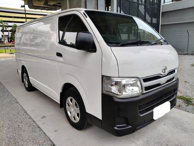 2013 Toyota Hiace