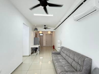 Condominium For Rent in M Vista