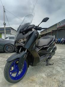 Yamaha XMAX