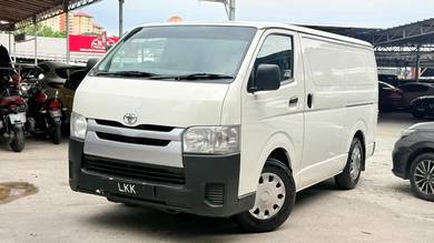 Toyota Hiace in Kepong, KUL