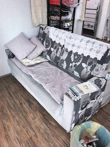 5. 5ft Sofa