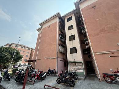 Apartment For Sale in Pangsapuri Palma (Bandar Botanic)