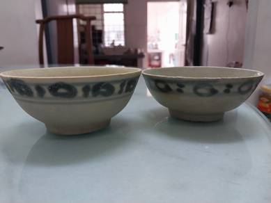 2 x Antique Blue and White Porcelain Bowls