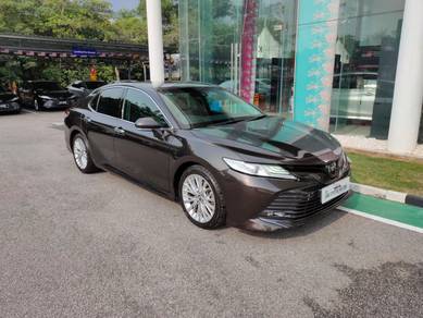 2018 Toyota Camry V