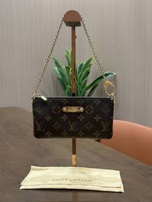 Louis Vuitton Pochette Milla MM In Monogram Canvas