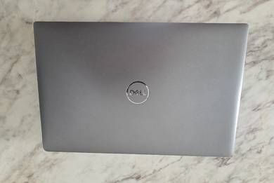 Dell Latitude 5520 15.6" i7 16gb ram 256gb touch
