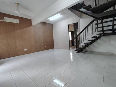 2-storey Terraced House For Sale in Seri Kembangan,SGR