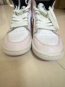 Preloved Nike Air Jordan 1 Mid Barely Rose