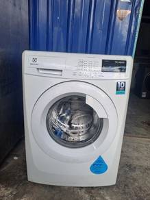 7.5kg Electrolux washing Machine 