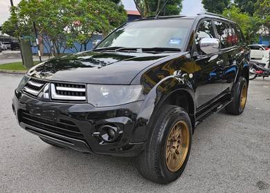 Mitsubishi Pajero SPORT VGT in Ampang, KUL