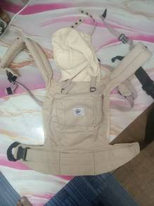 Ergobaby carrier 