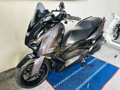 Yamaha XMAX