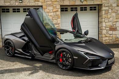 2025 Lamborghini Revuelto BASE GRADE