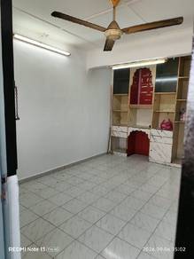 Flat For Rent in Flat Taman Ungku Tun Aminah