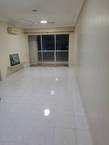 Condominium For Rent in Koi Tropika