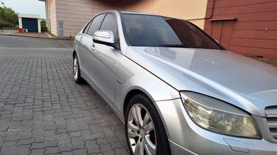 Mercedes Benz C200 200 K AVANTGARDE (CKD) in Shah Alam, SGR