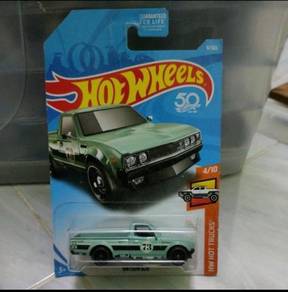 Hotwheels Green Datsun 620 US Card