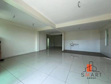 Condominium For Sale in Delima Emas Condominium
