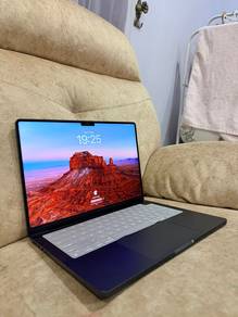 mcbook pro m4 14” 2024