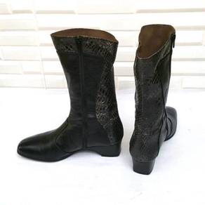 Comfort Clinic Leather/snakeskin Boots