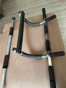 Pull Up Bar