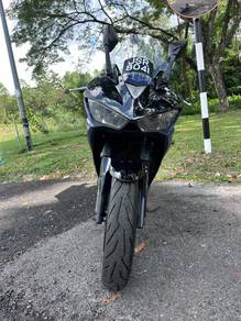 Yamaha YZF-R25