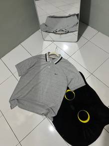 Half polo button