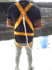 Full body safety harness / tali keselamatan seluru