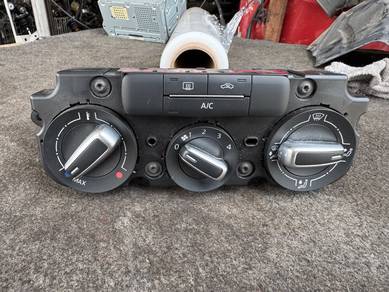 No 7-9-7 Volkswagen Beetle 2013 Aircond Switch
