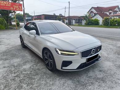 2020 Volvo S60 T8 R-DESIGN