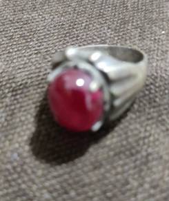 Cincin Istimewa