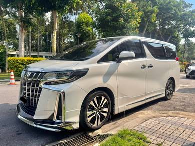 Toyota Alphard 2.5 SC in Damansara Jaya, SGR