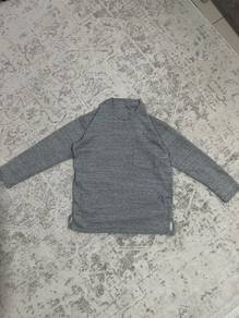 Grey sweatshirt 