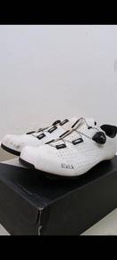 Cycling shoes for sale