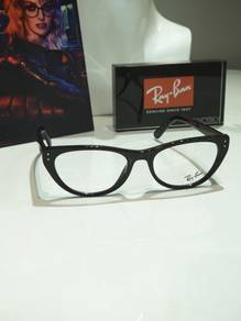 Ray-Ban ：RB 5449D 2000