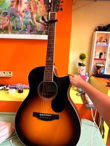 2nd hand KEPMA guitar