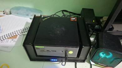 90% new desktop with pc accessories  