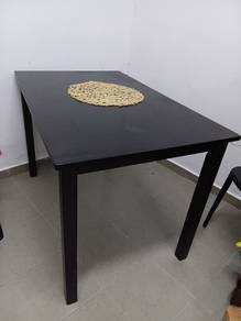 Meja kayu berat & kukuh 