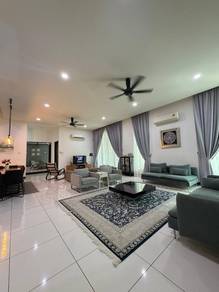 Semi-Detached House For Sale in Alam Impian,SGR