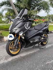 Yamaha TMAX
