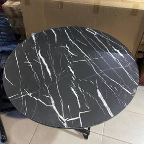 Round Folding Table 