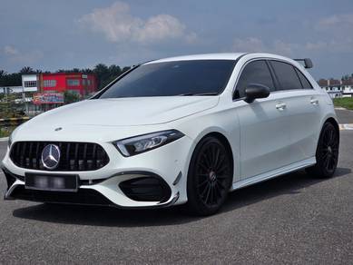 Mercedes Benz A250 250 AMG LINE in Johor Bahru, JHR